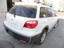 2005 MITSUBISHI OUTLANDER XLS WHITE 2.4 AT 2WD 193935